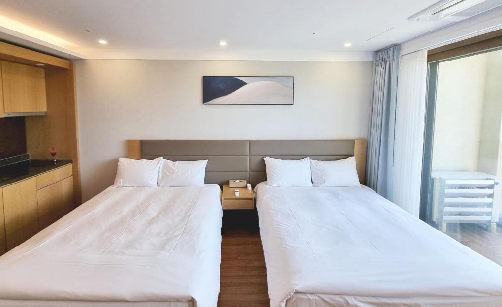 Jeju Marevo Resort Экстерьер фото